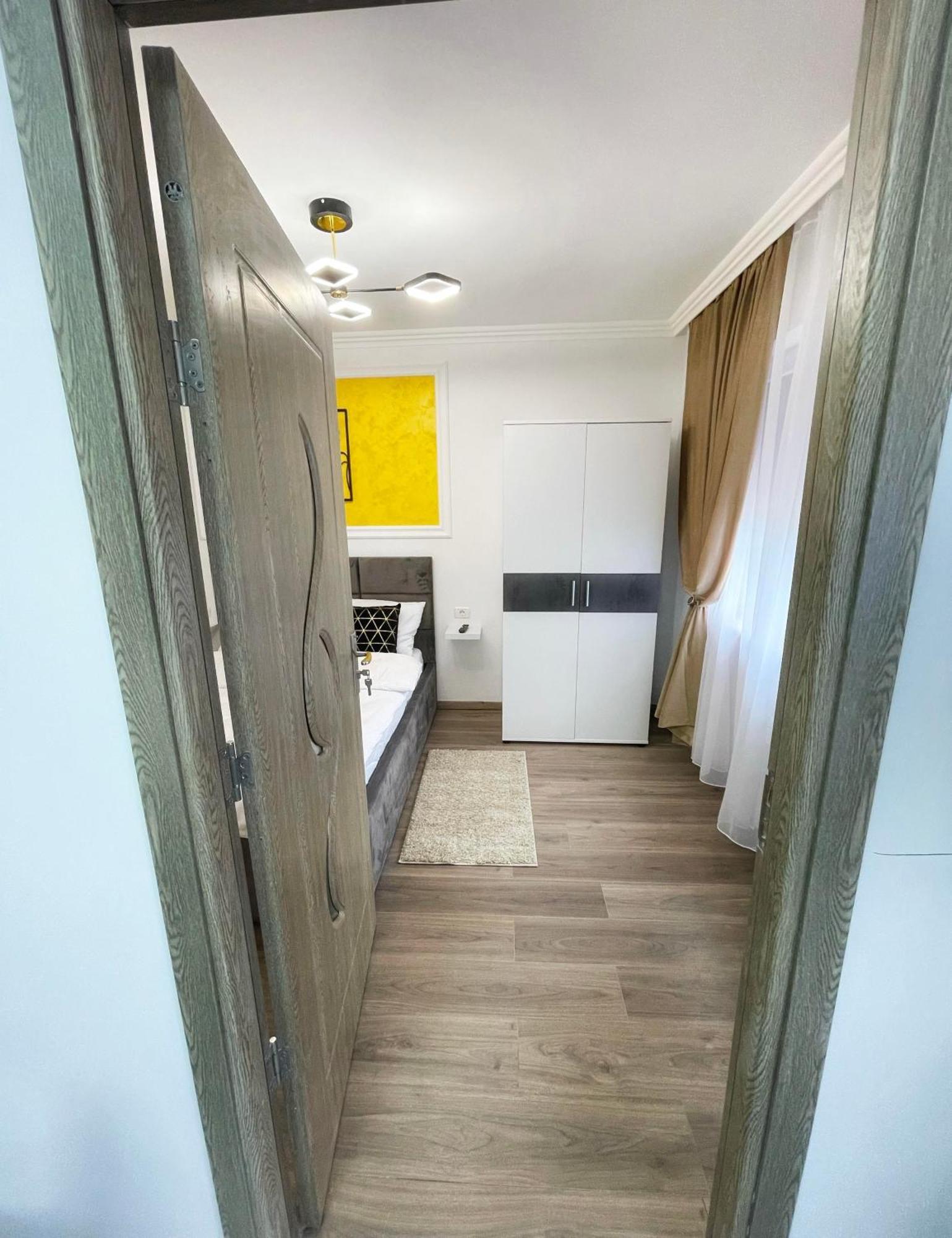 Apartament Premium Isabella 阿拉德 外观 照片